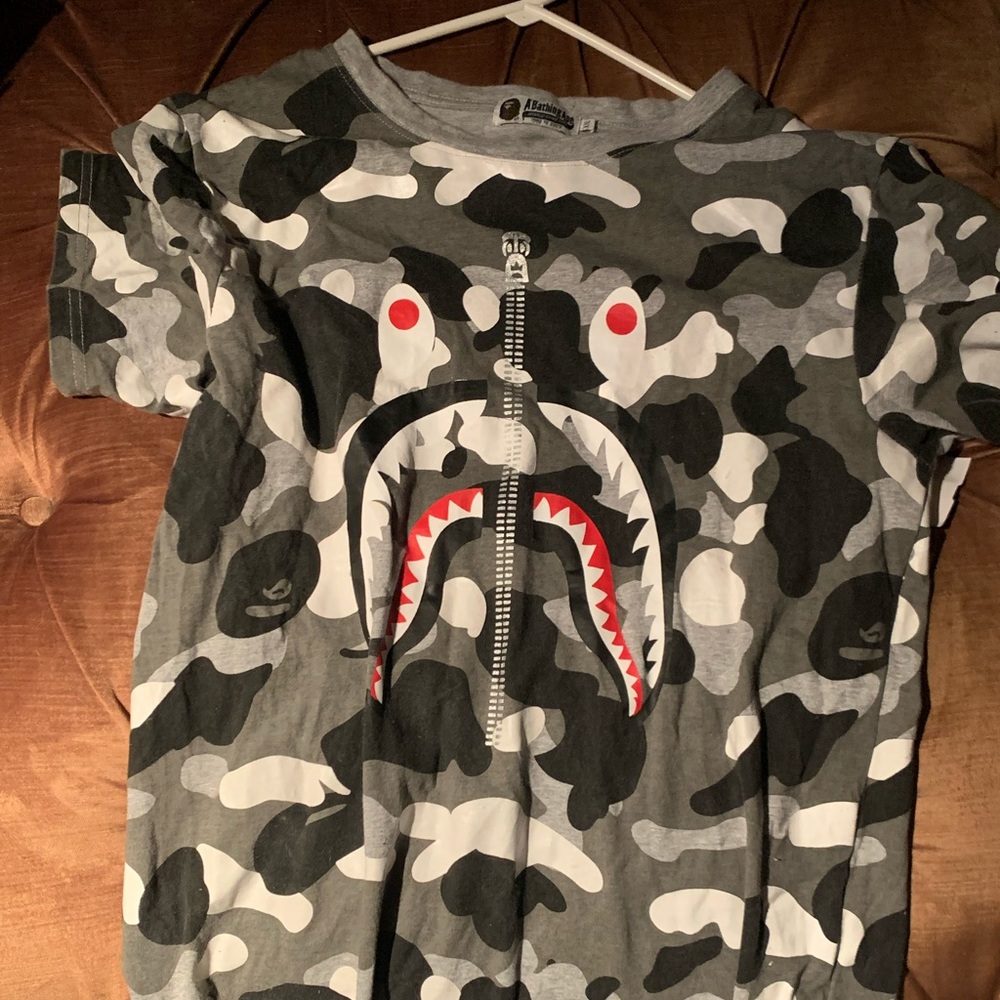 Bathing Ape gree zipper tee